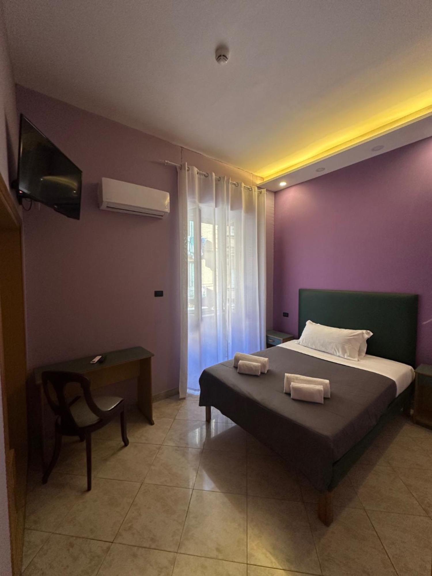 Smart Station Hotel Napoli Ngoại thất bức ảnh