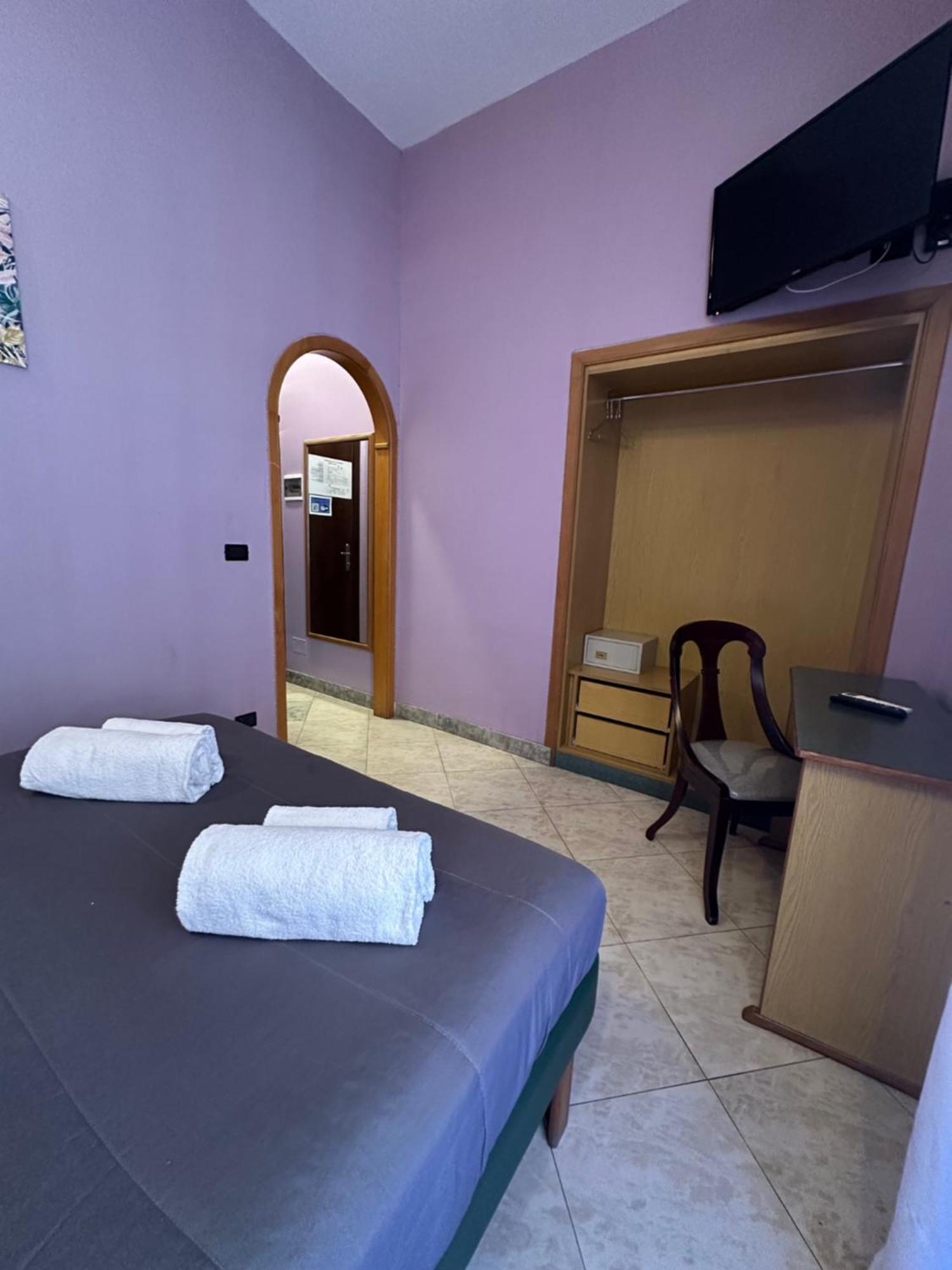 Smart Station Hotel Napoli Ngoại thất bức ảnh