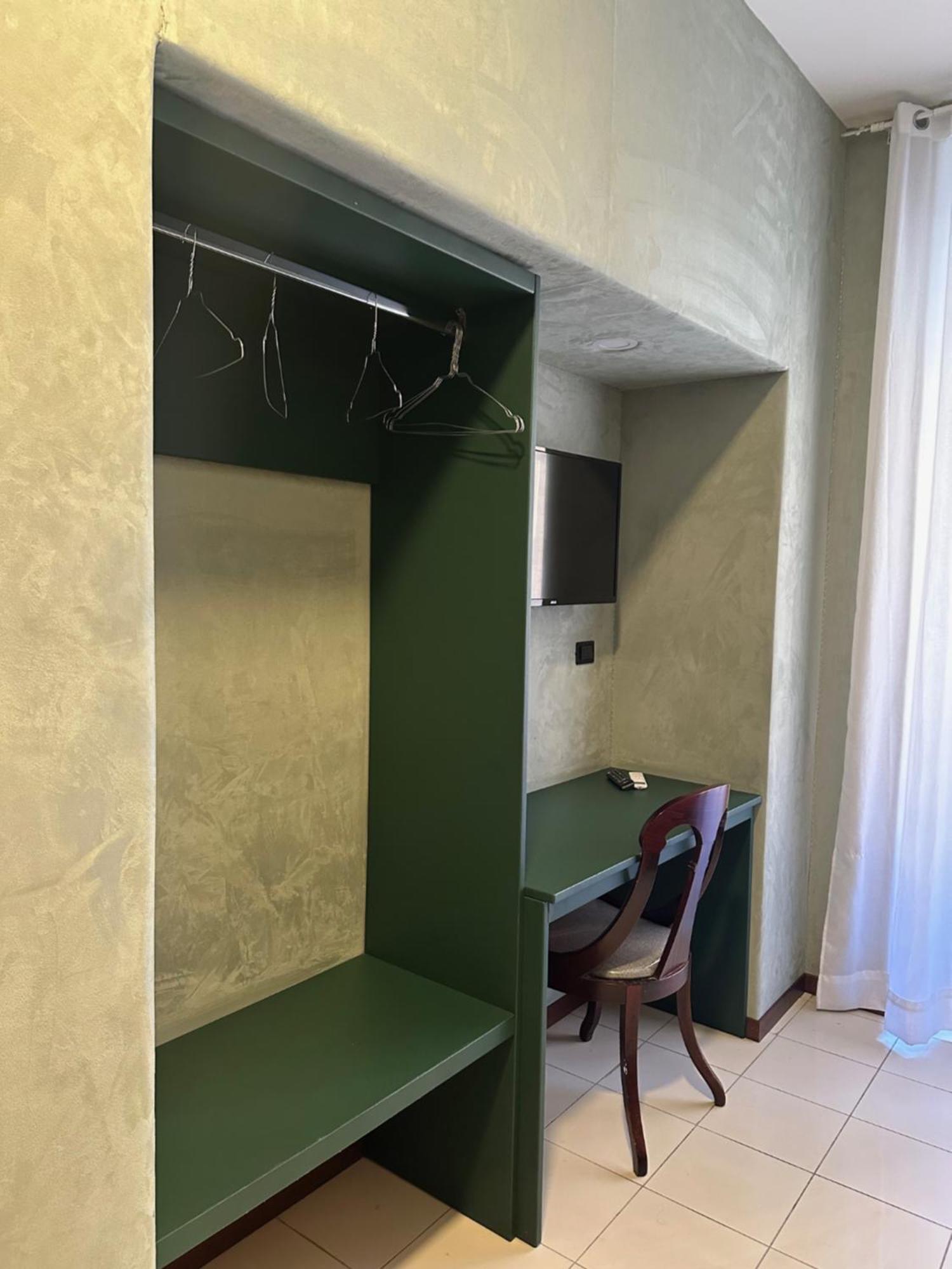 Smart Station Hotel Napoli Ngoại thất bức ảnh
